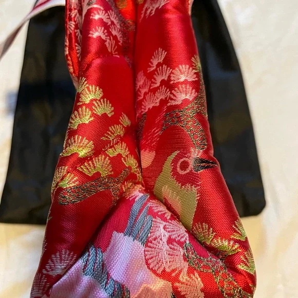 Kurt Geiger Red Floral Shoulder Bag with Gold Chain - Picture 4 of 7